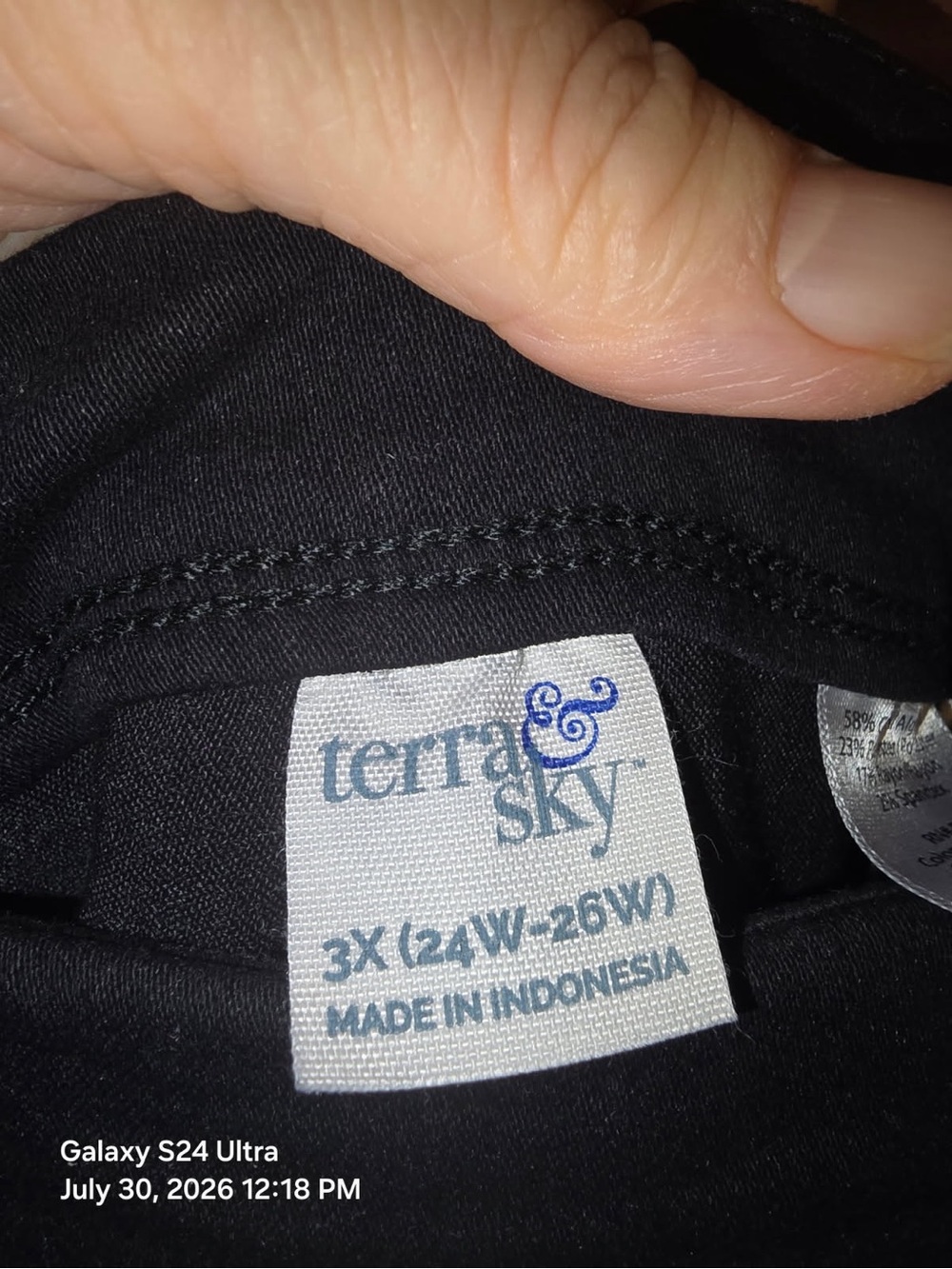 Terra & Sky Black Short Sleeve Women’s Top - 3X